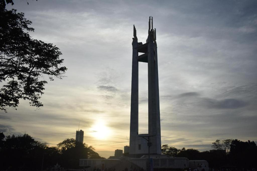 La Breza Hotel Quezon City Kültér fotó