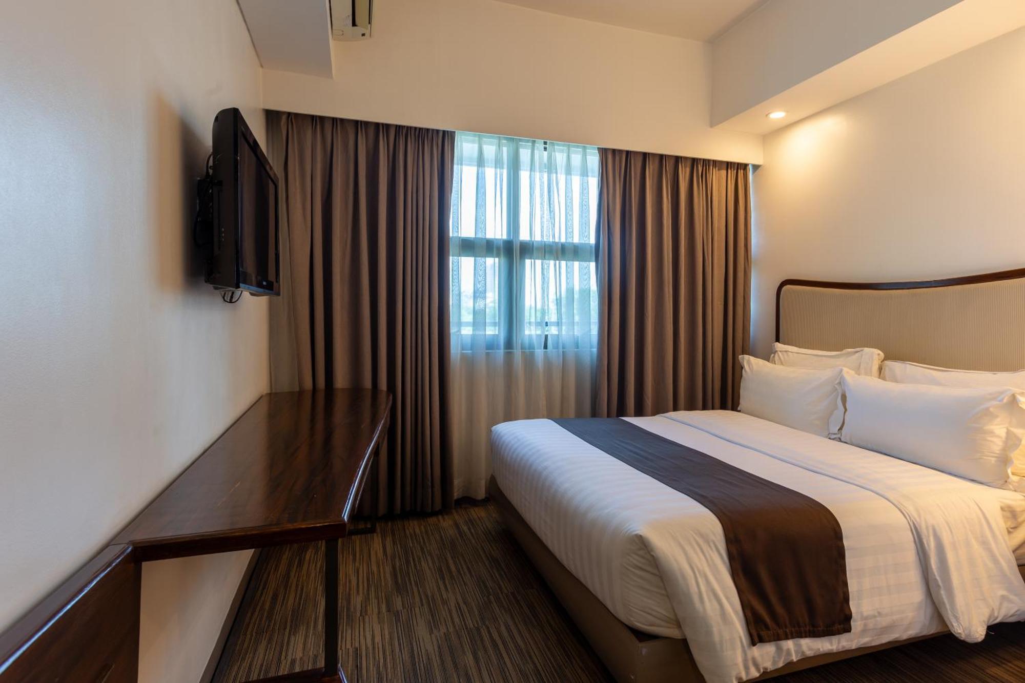 La Breza Hotel Quezon City Kültér fotó