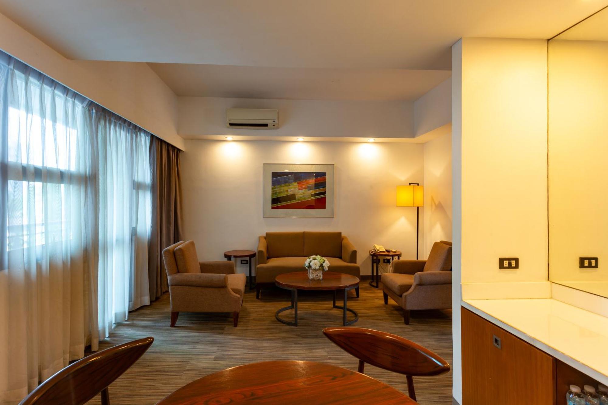 La Breza Hotel Quezon City Kültér fotó