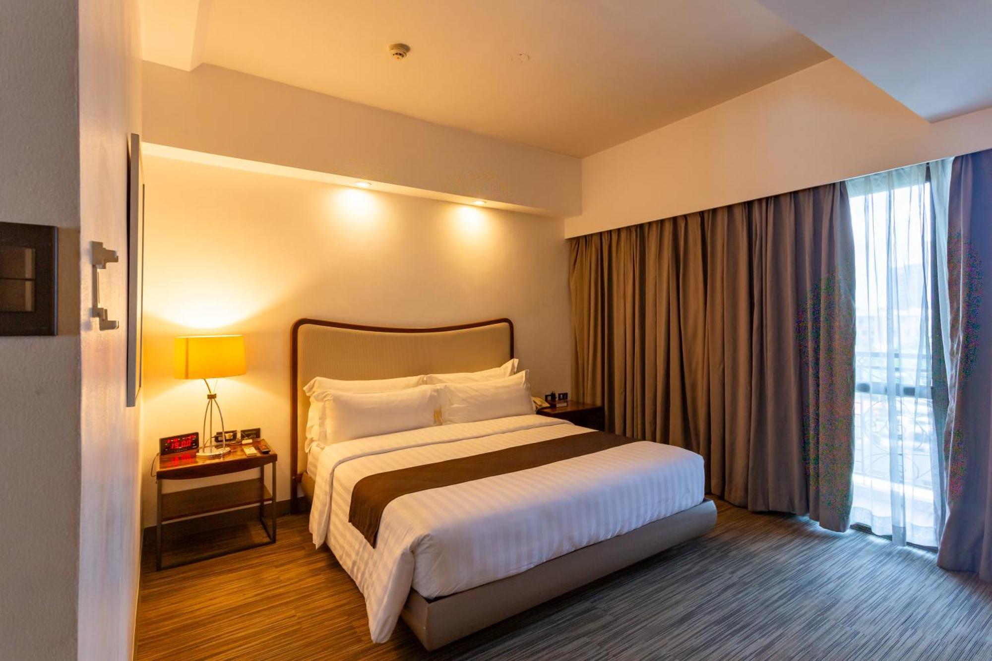 La Breza Hotel Quezon City Kültér fotó