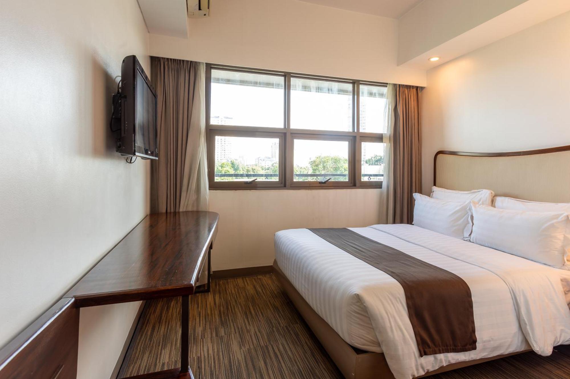 La Breza Hotel Quezon City Kültér fotó
